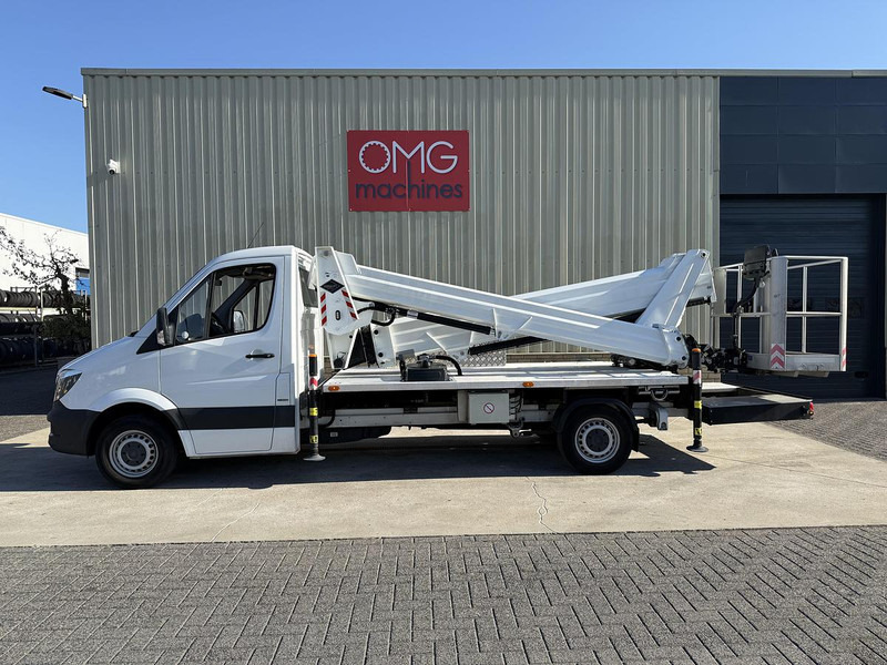 Versalift VTX-240, Auto hoogwerker - مصاعد الازدهار محمولة على شاحنة: صور 1 Versalift VTX-240, Auto hoogwerker - مصاعد الازدهار محمولة على شاحنة: صور 1
