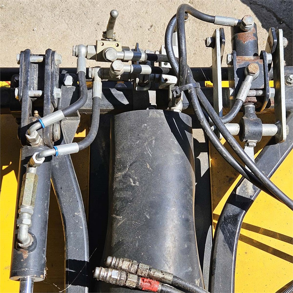 تأجير ABC FR1300LM ABC FR1300LM: صور 9 تأجير ABC FR1300LM ABC FR1300LM: صور 9