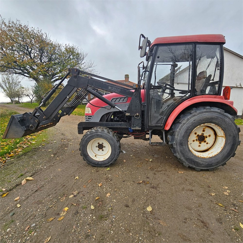 ABC Impodan DF404 - جرار: صور 1 ABC Impodan DF404 - جرار: صور 1