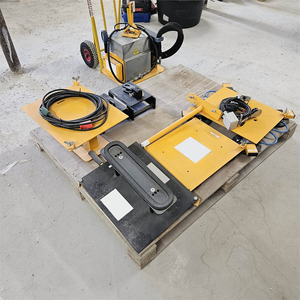 ABC Z - معدات البناء: صور 1 ABC Z - معدات البناء: صور 1