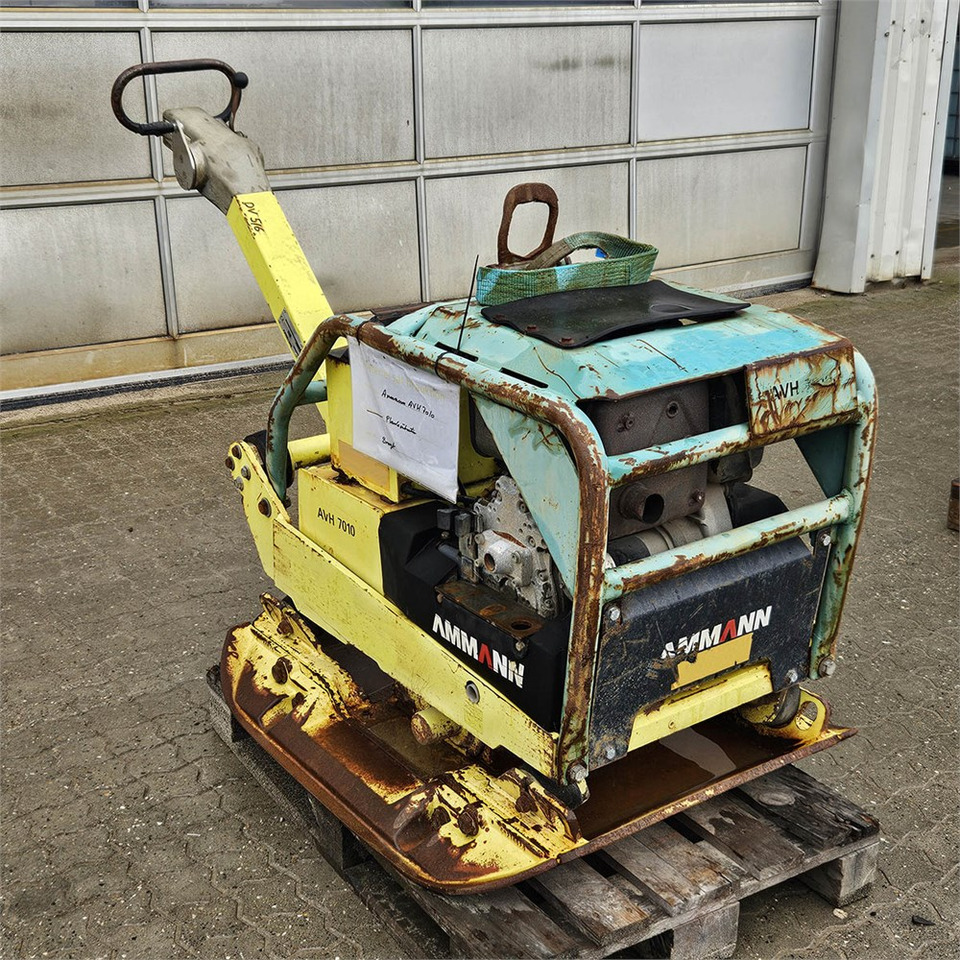 Ammann AVH 7010 - صفائح اهتزازية: صور 5 Ammann AVH 7010 - صفائح اهتزازية: صور 5