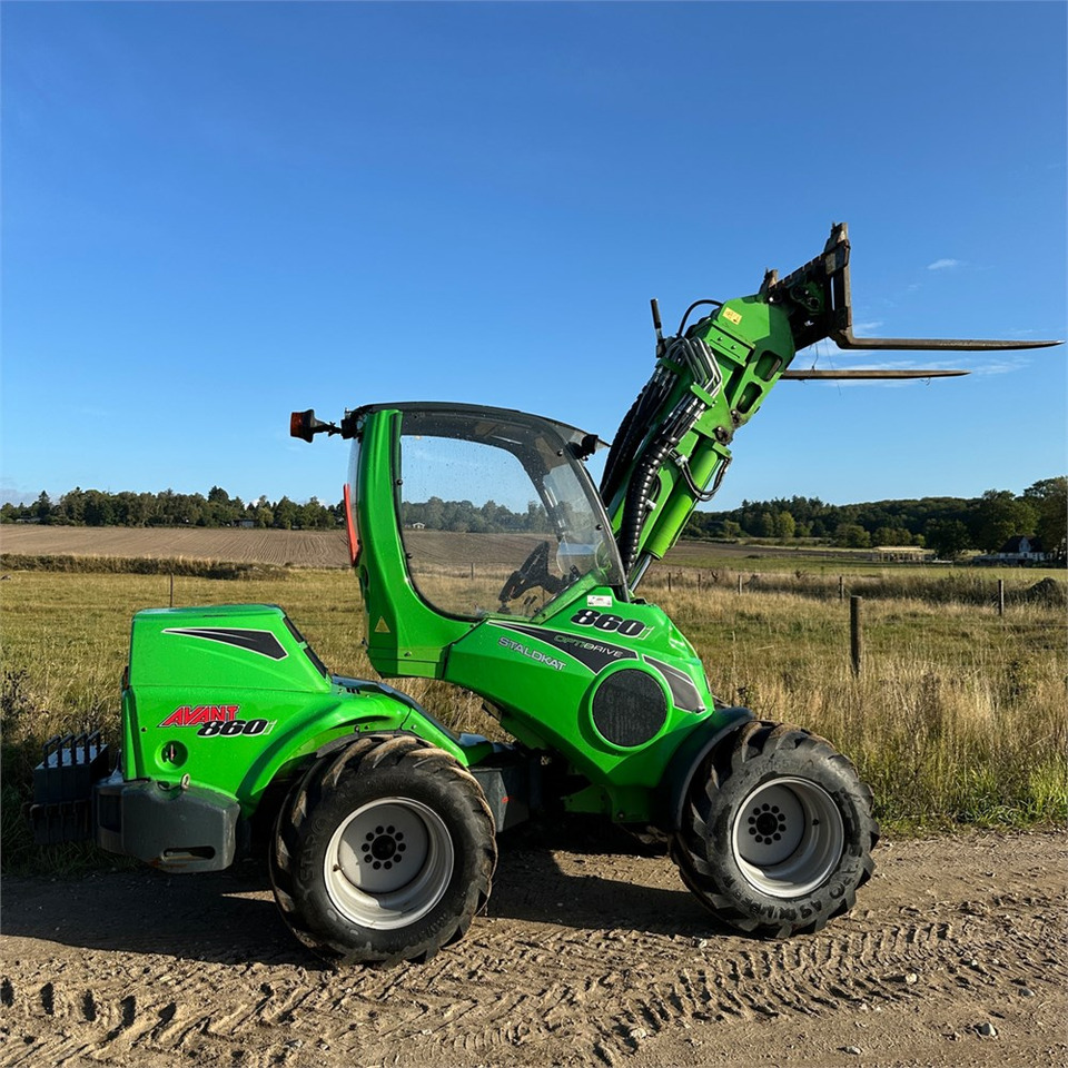 Avant 860 i - اللودر بعجل: صور 3 Avant 860 i - اللودر بعجل: صور 3