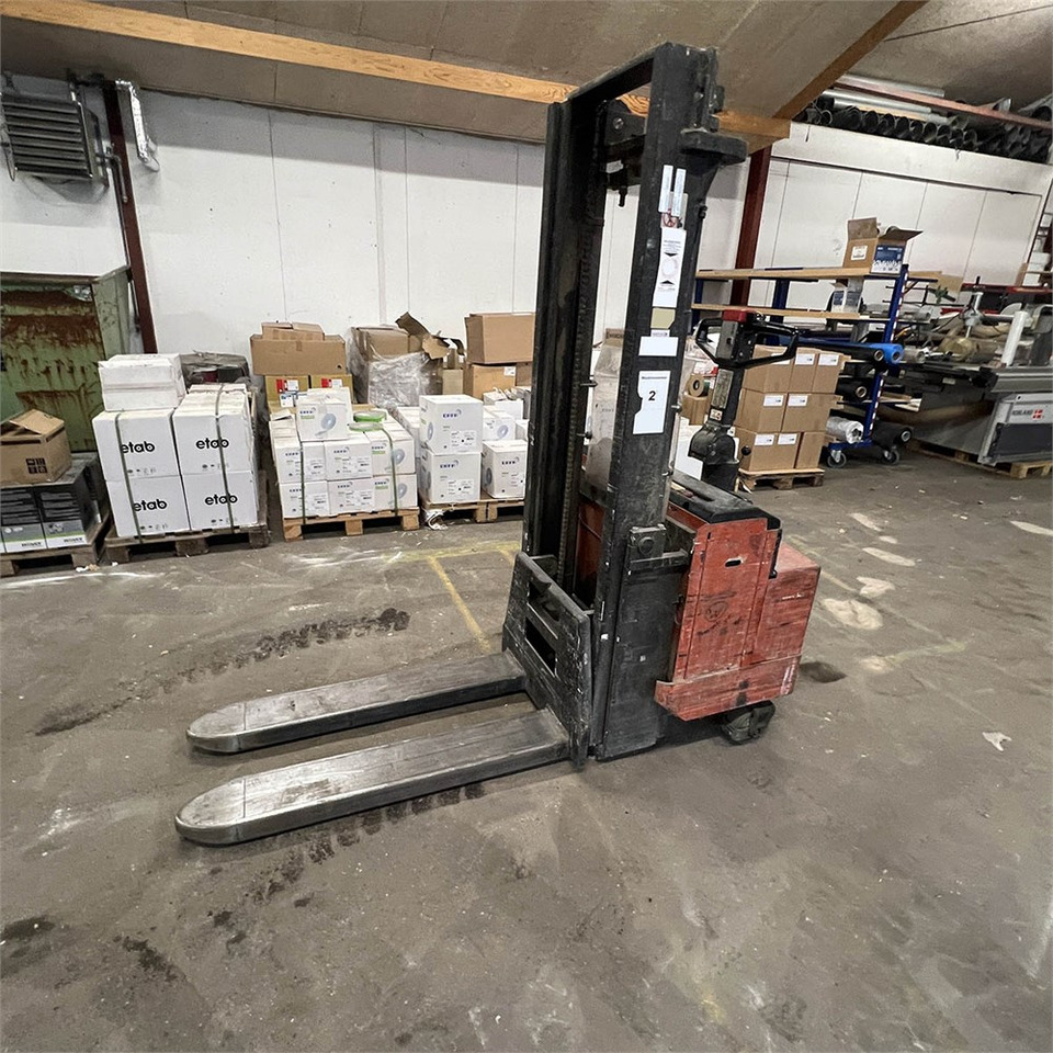 BT LSV 1600 2 - معدات الرفع منخفض المستوى: صور 1 BT LSV 1600 2 - معدات الرفع منخفض المستوى: صور 1