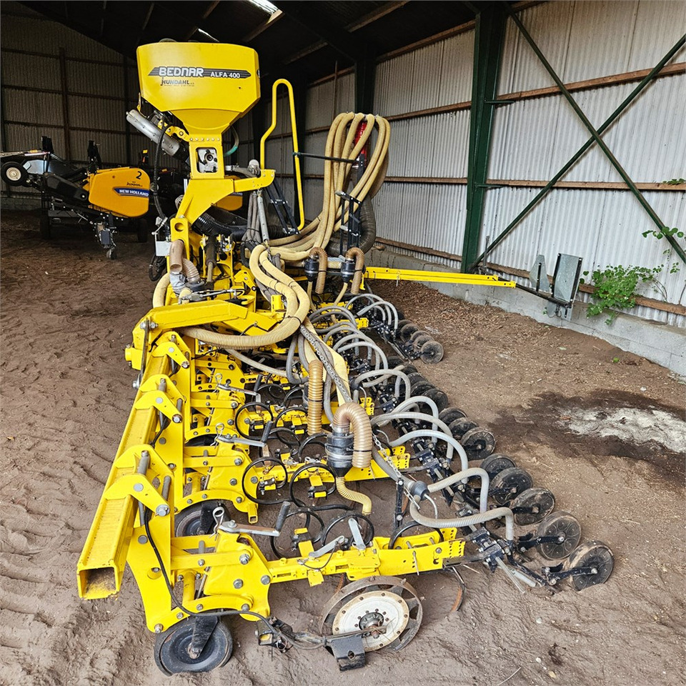 Bednar RN 9600 12 rk - آلات البذر والغرس والشتل: صور 3 Bednar RN 9600 12 rk - آلات البذر والغرس والشتل: صور 3