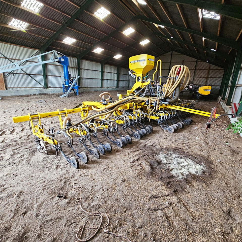 Bednar RN 9600 12 rk - آلات البذر والغرس والشتل: صور 4 Bednar RN 9600 12 rk - آلات البذر والغرس والشتل: صور 4