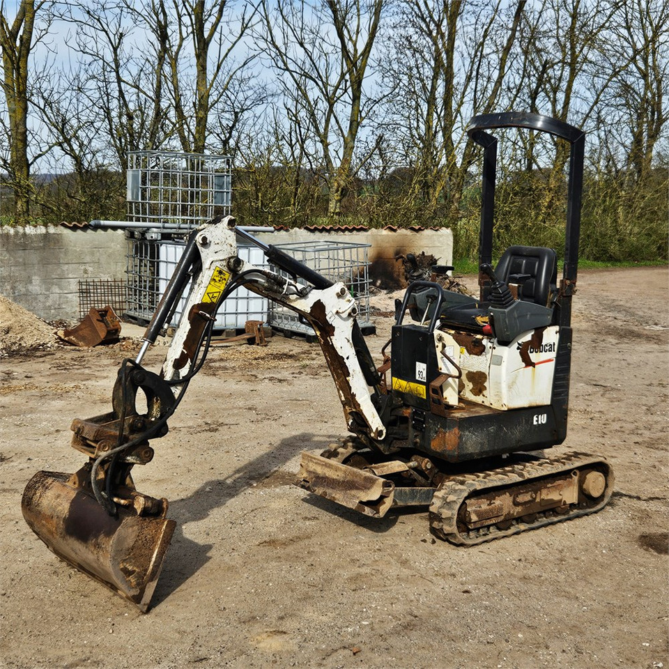 Bobcat E10 - حفارة مصغرة: صور 2 Bobcat E10 - حفارة مصغرة: صور 2