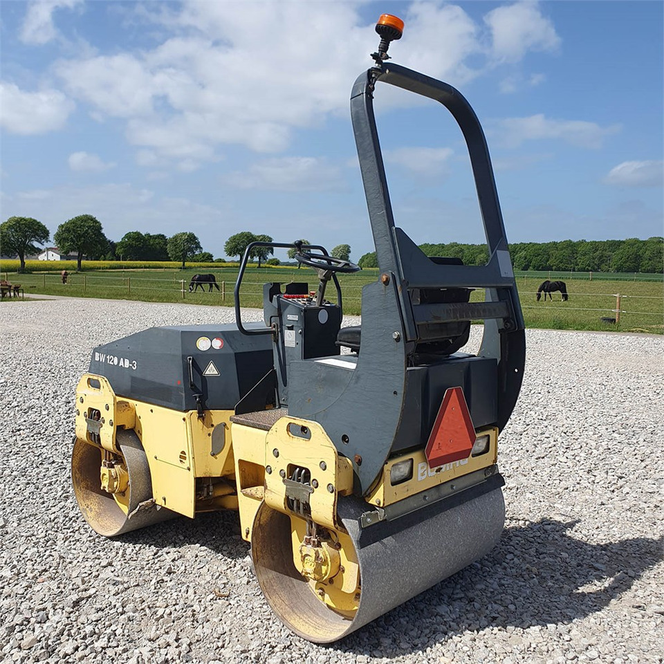 Bomag BW120 AD-3 - مدحلة: صور 4 Bomag BW120 AD-3 - مدحلة: صور 4