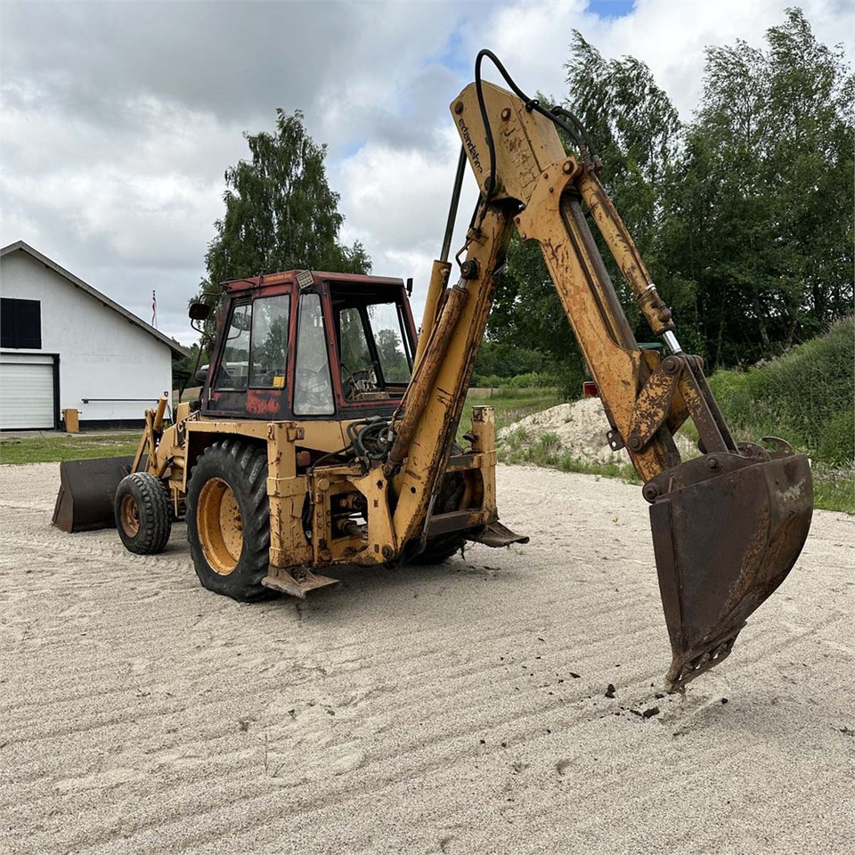 Case 580 F - حفار متعدد الاستخدام: صور 5 Case 580 F - حفار متعدد الاستخدام: صور 5