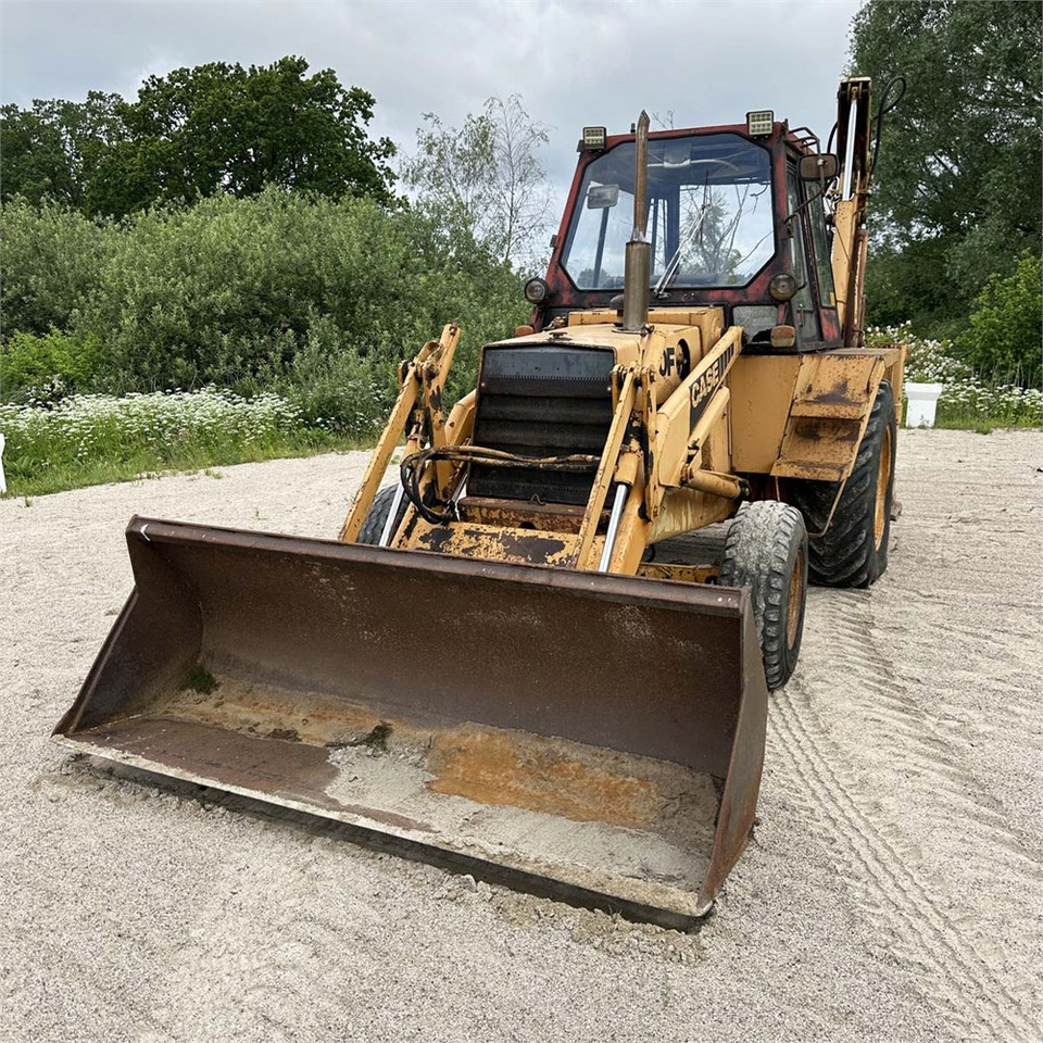 Case 580 F - حفار متعدد الاستخدام: صور 3 Case 580 F - حفار متعدد الاستخدام: صور 3