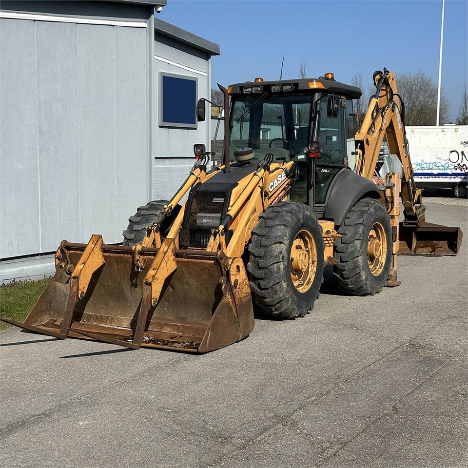 Case 695SM-4PS - حفار متعدد الاستخدام: صور 2 Case 695SM-4PS - حفار متعدد الاستخدام: صور 2