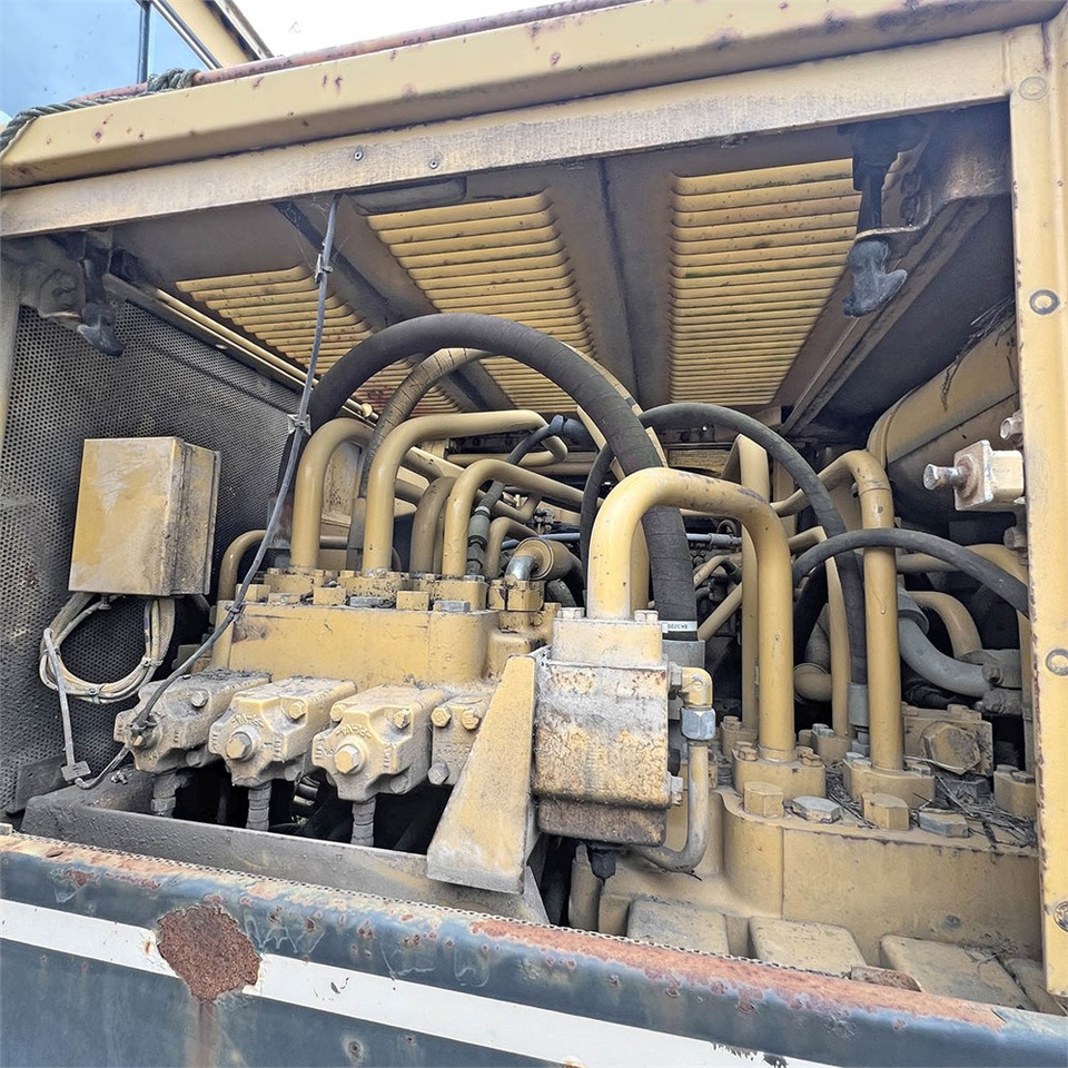 حفارات زحافة Caterpillar 229: صور 35