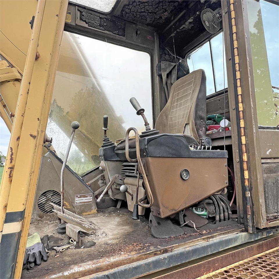 حفارات زحافة Caterpillar 229: صور 14