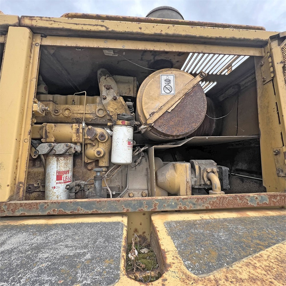 حفارات زحافة Caterpillar 229: صور 31