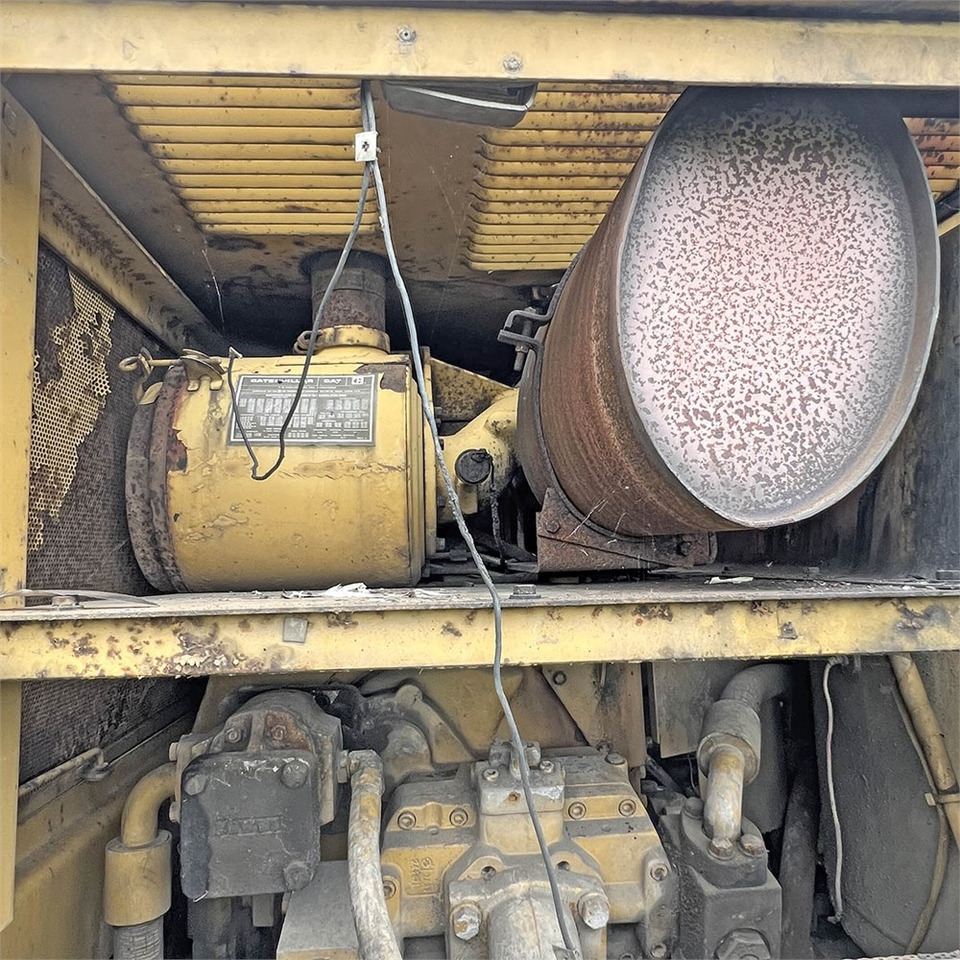 حفارات زحافة Caterpillar 229: صور 32
