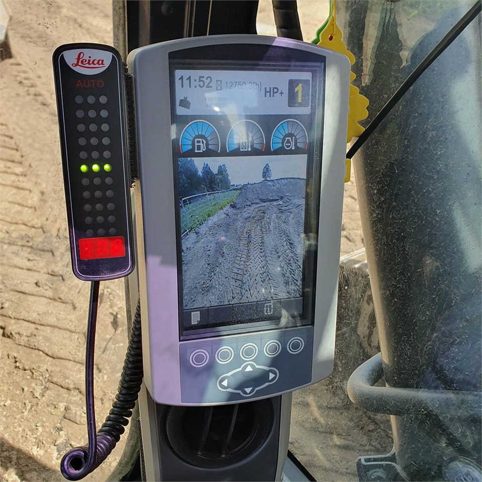 حفارات زحافة Caterpillar 323 EL: صور 20