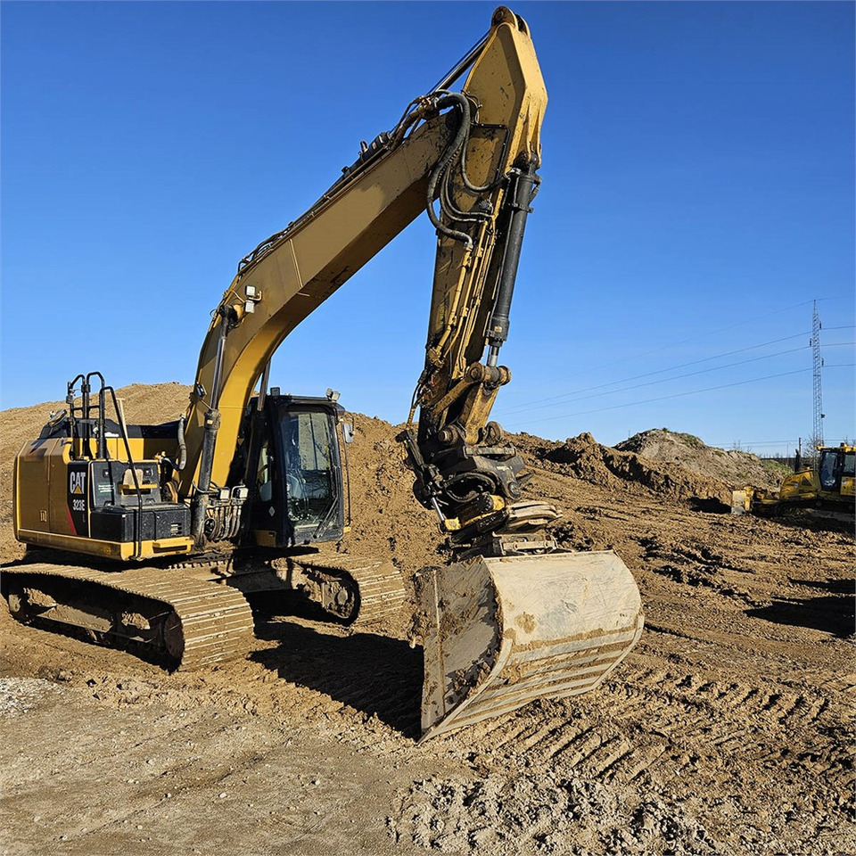 Caterpillar 323 EL - حفارات زحافة: صور 4 Caterpillar 323 EL - حفارات زحافة: صور 4