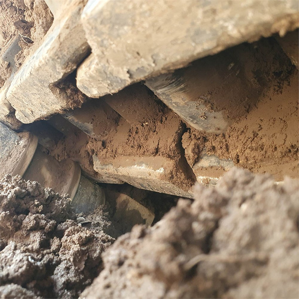 حفارات زحافة Caterpillar 323 EL: صور 45