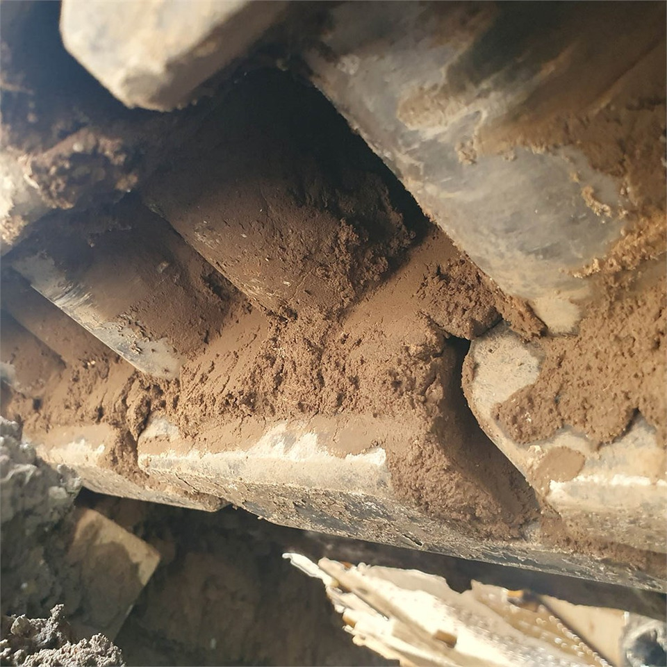 حفارات زحافة Caterpillar 323 EL: صور 44