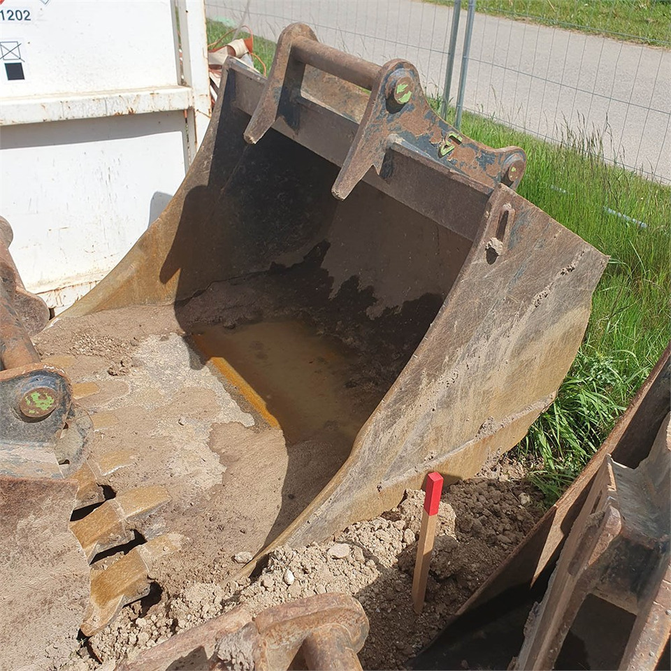 حفارات زحافة Caterpillar 323 EL: صور 32