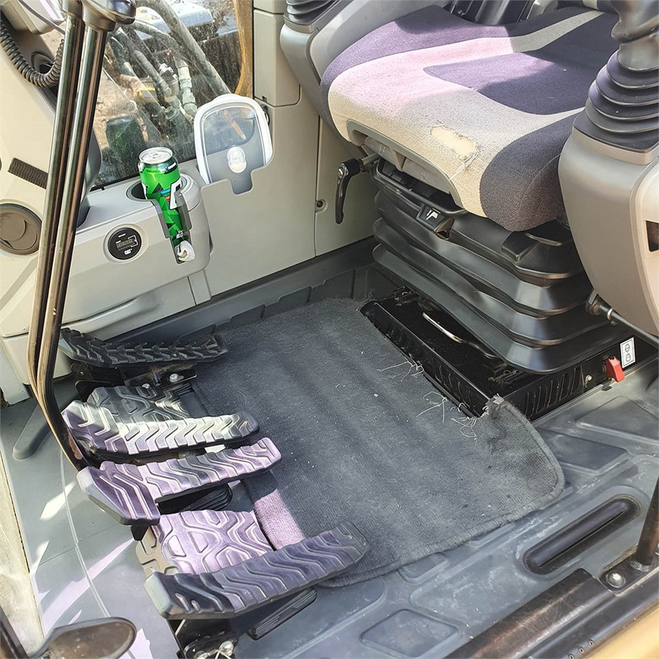 حفارات زحافة Caterpillar 323 EL: صور 17