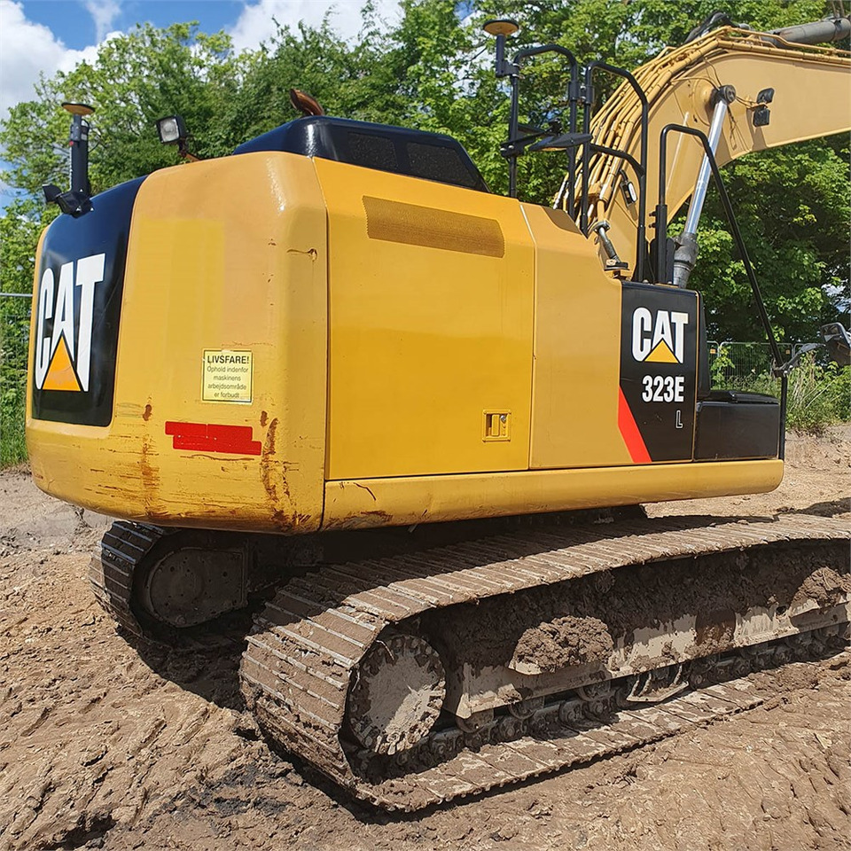 حفارات زحافة Caterpillar 323 EL: صور 13