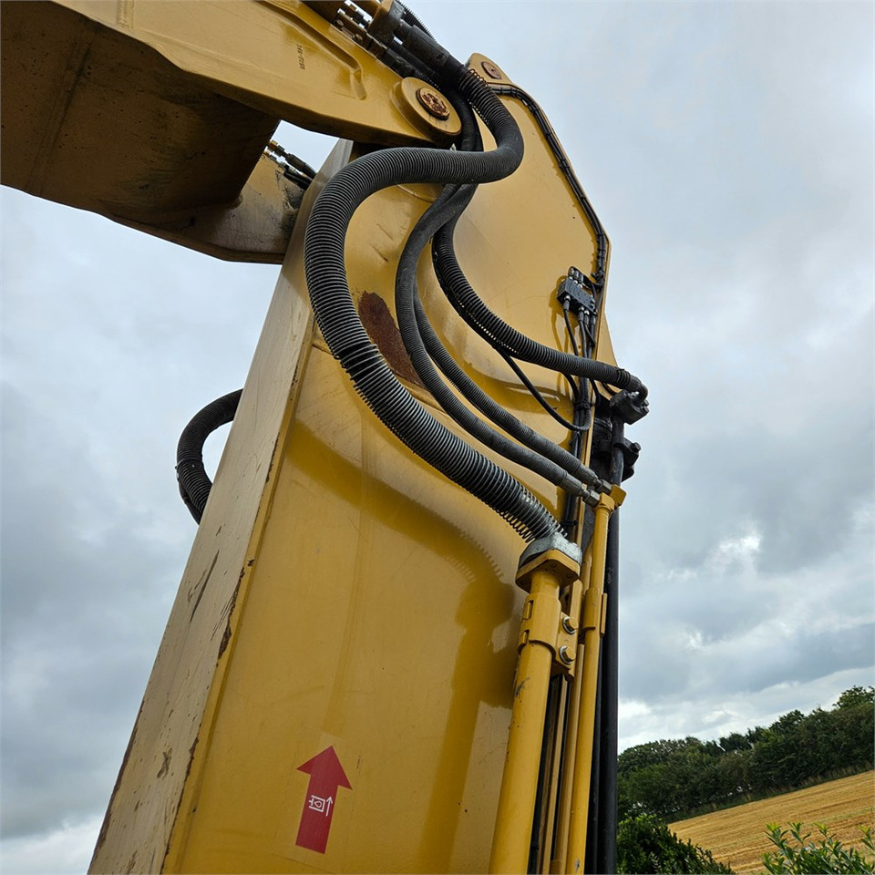 حفارات زحافة Caterpillar 325 FLCR: صور 29