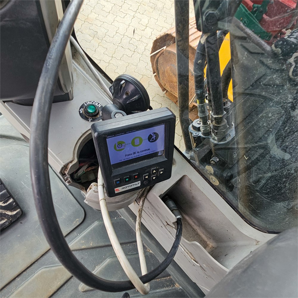 حفارات زحافة Caterpillar 325 FLCR: صور 16