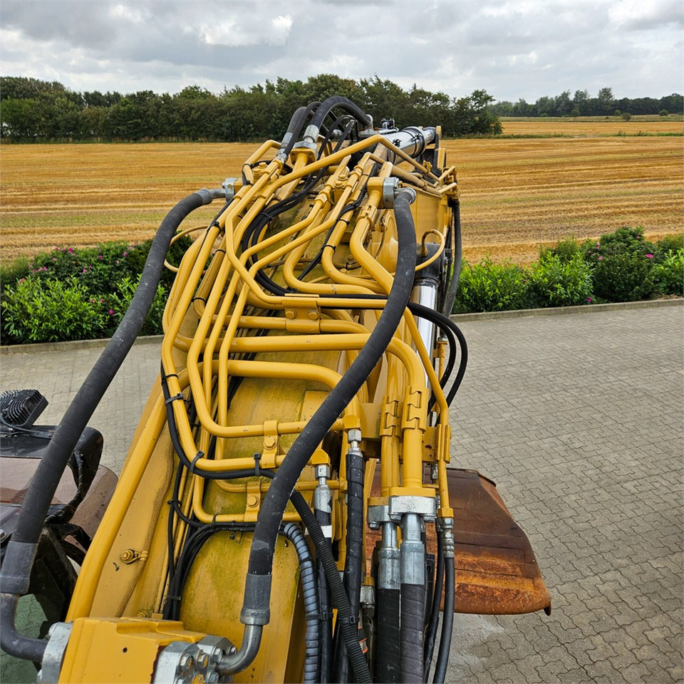 حفارات زحافة Caterpillar 325 FLCR: صور 41