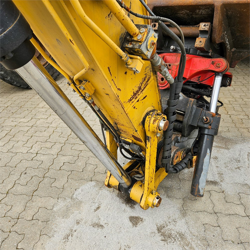 حفارات زحافة Caterpillar 325 FLCR: صور 32