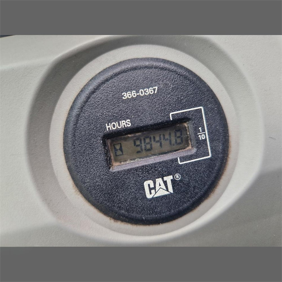 حفارات زحافة Caterpillar 325 FLCR: صور 15