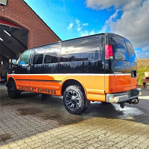 Chevrolet Express Van 2500 - ميكروباص: صور 4 Chevrolet Express Van 2500 - ميكروباص: صور 4