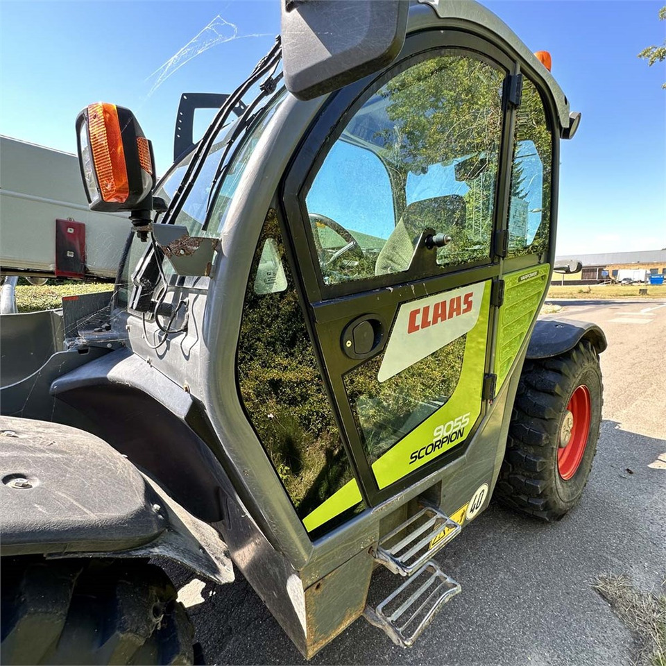 رافعة تلسكوبية Claas 9055 Scorpion VP+ Agro: صور 11
