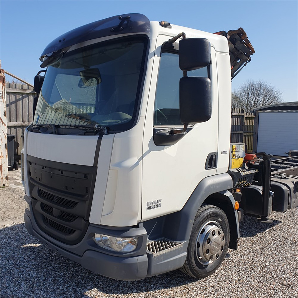 DAF 45.180 - الشاسيه شاحنة, شاحنة كرين: صور 5 DAF 45.180 - الشاسيه شاحنة, شاحنة كرين: صور 5