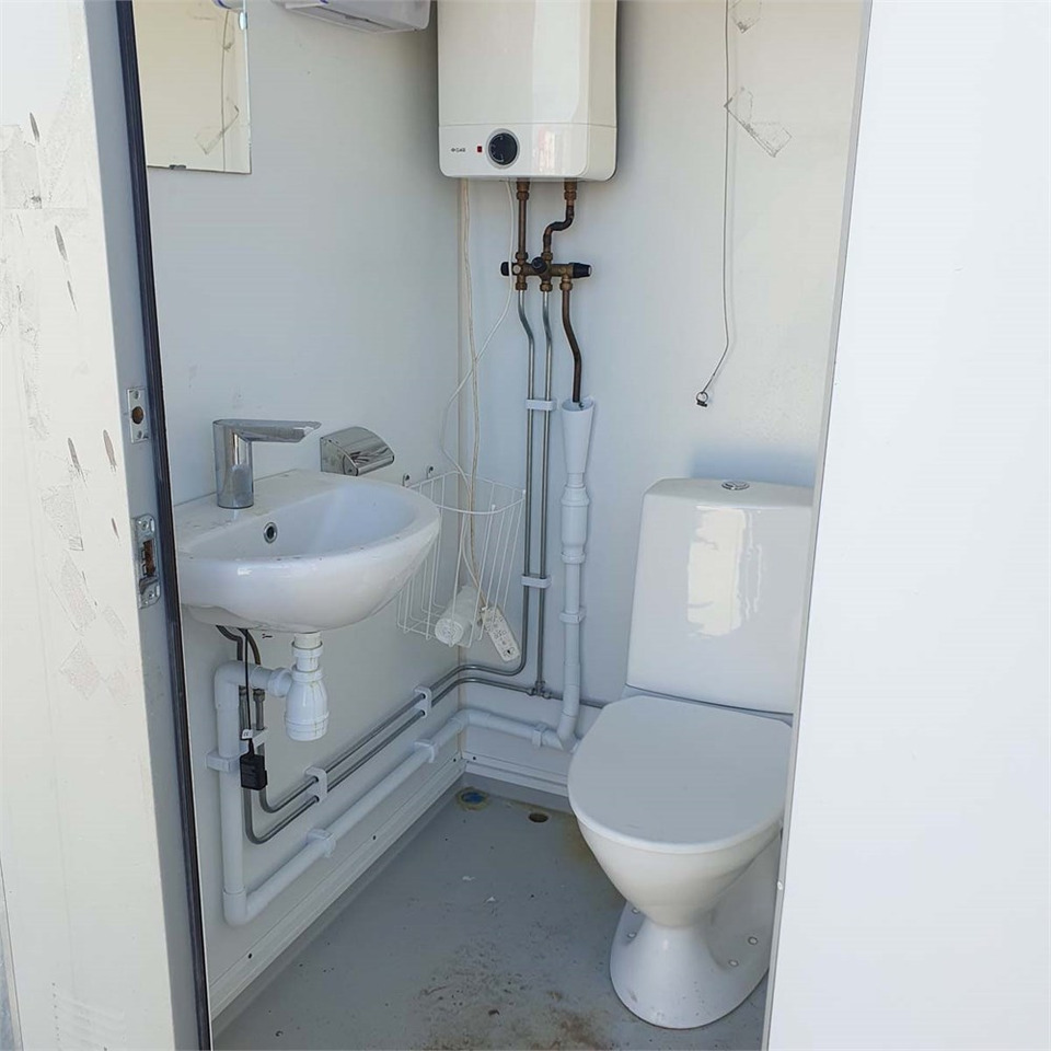 Danfo Toilet cabin - البيت الحاوية: صور 2 Danfo Toilet cabin - البيت الحاوية: صور 2