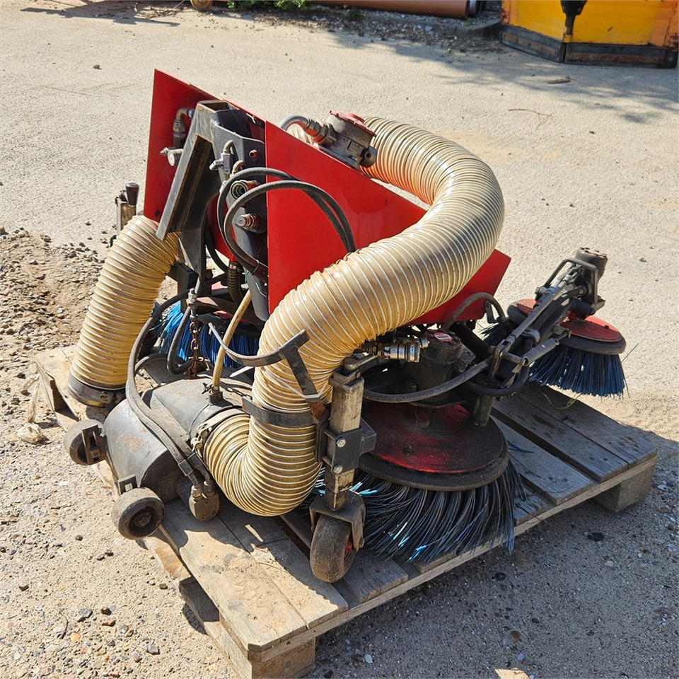 Egholm CFS 1000 - مكنسة: صور 5 Egholm CFS 1000 - مكنسة: صور 5