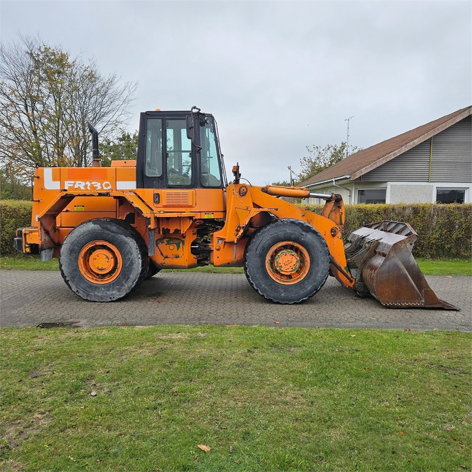 Fiat-Allis FR130 - اللودر بعجل: صور 3 Fiat-Allis FR130 - اللودر بعجل: صور 3