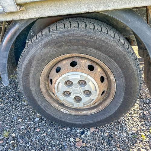 شاحنات مسطحة Fiat Ducato 35L ladvogn: صور 35 شاحنات مسطحة Fiat Ducato 35L ladvogn: صور 35