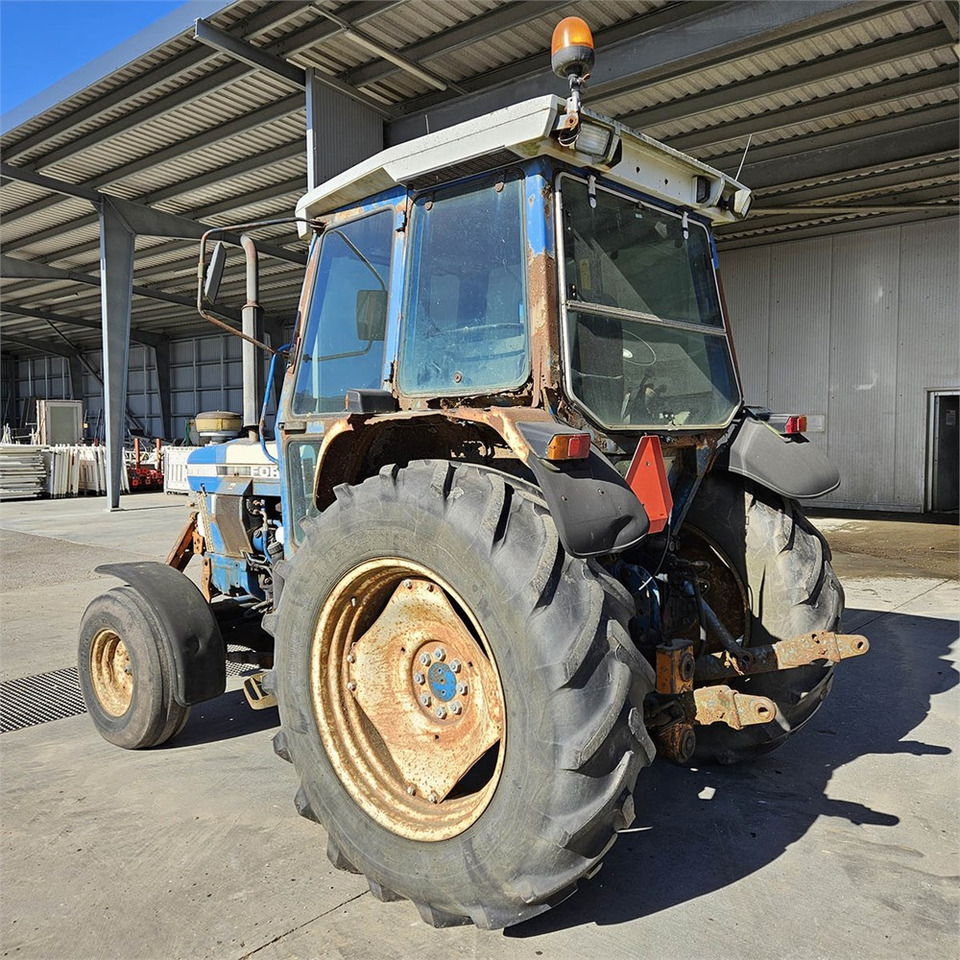 Ford 6810 - جرار: صور 3 Ford 6810 - جرار: صور 3