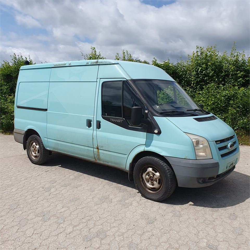 Ford Transit Van 2,4 Tdci 350m Rwd - فان: صور 4 Ford Transit Van 2,4 Tdci 350m Rwd - فان: صور 4