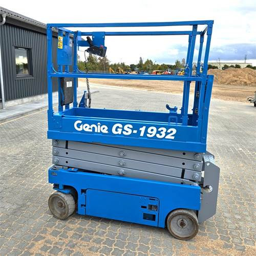 Genie GS-1932 - رافعات مقصية: صور 1 Genie GS-1932 - رافعات مقصية: صور 1