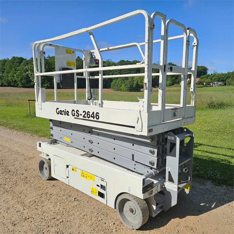 Genie GS-2646 - رافعات مقصية: صور 2 Genie GS-2646 - رافعات مقصية: صور 2