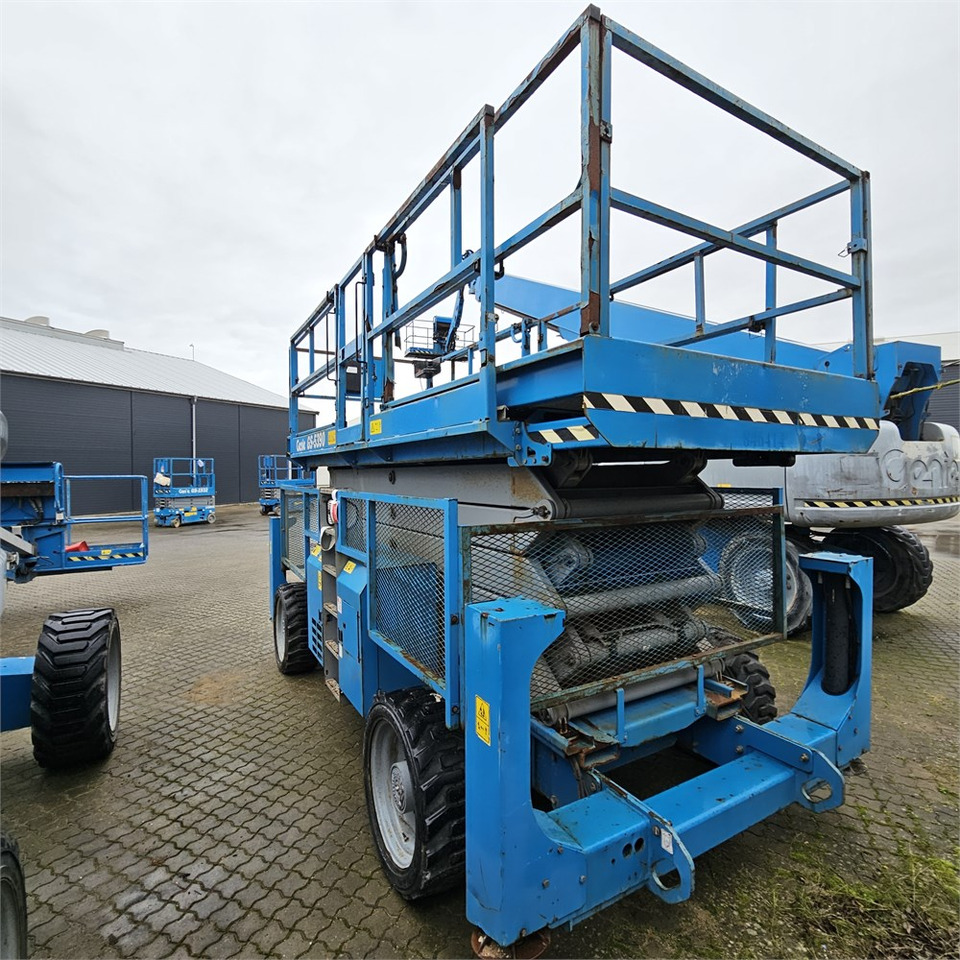 Genie GS-5390 - رافعات مقصية: صور 5 Genie GS-5390 - رافعات مقصية: صور 5
