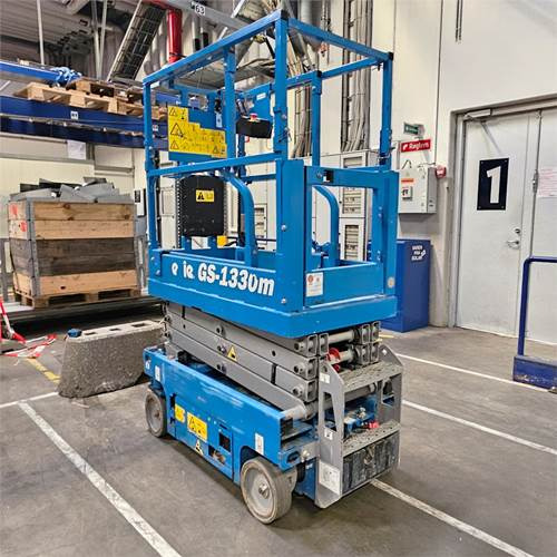 Genie GS1330m - رافعات مقصية: صور 5 Genie GS1330m - رافعات مقصية: صور 5