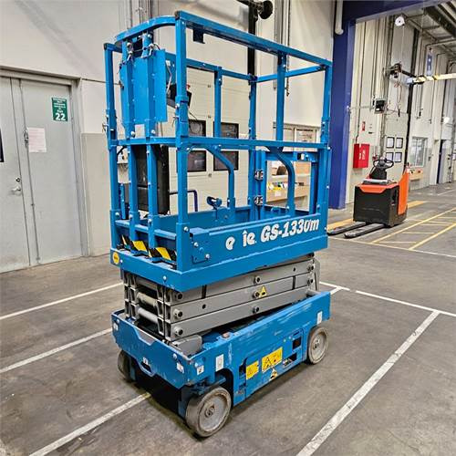 Genie GS1330m - رافعات مقصية: صور 2 Genie GS1330m - رافعات مقصية: صور 2