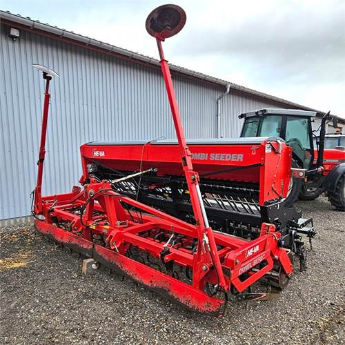 HE-VA Doublet - آلات البذر والغرس والشتل: صور 2 HE-VA Doublet - آلات البذر والغرس والشتل: صور 2