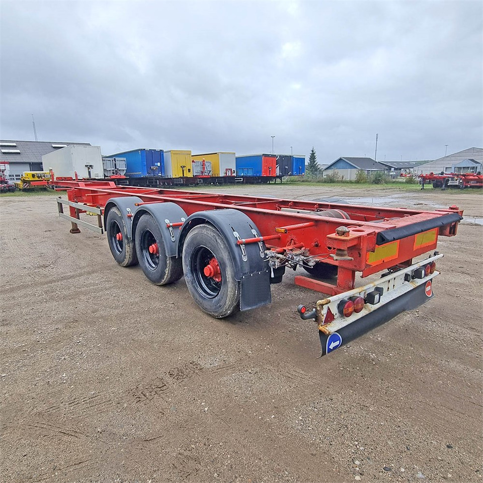 HFR Container chassis - شاحنات الحاويات/ جسم علوي قابل للتغيير نصف مقطورة: صور 3 HFR Container chassis - شاحنات الحاويات/ جسم علوي قابل للتغيير نصف مقطورة: صور 3