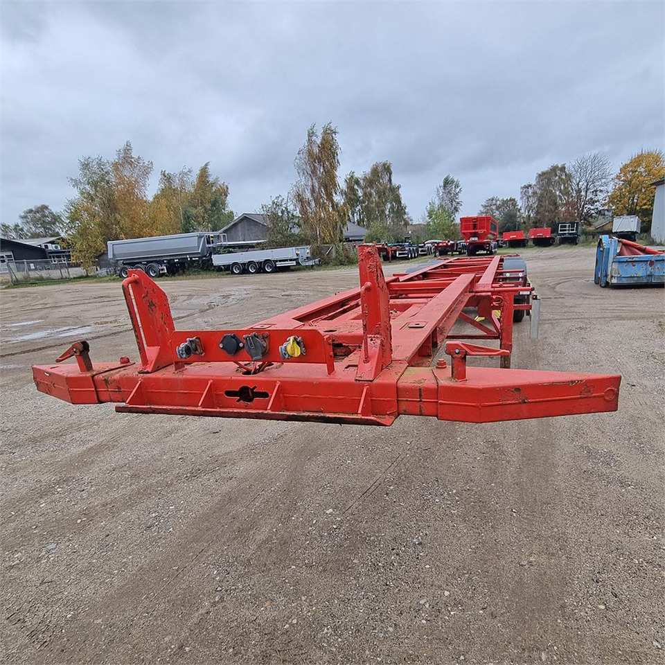 HFR Container chassis - شاحنات الحاويات/ جسم علوي قابل للتغيير نصف مقطورة: صور 4 HFR Container chassis - شاحنات الحاويات/ جسم علوي قابل للتغيير نصف مقطورة: صور 4