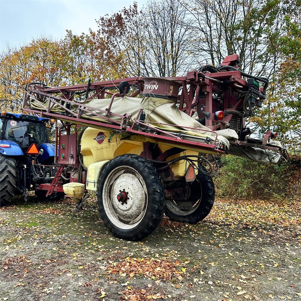 Hardi -Twin cm plus 32 - آلة الرش: صور 4 Hardi -Twin cm plus 32 - آلة الرش: صور 4