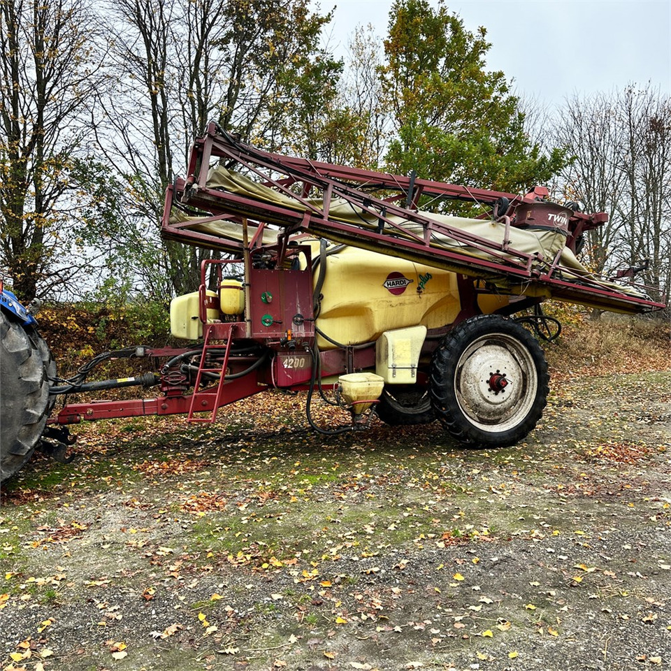 Hardi -Twin cm plus 32 - آلة الرش: صور 1 Hardi -Twin cm plus 32 - آلة الرش: صور 1
