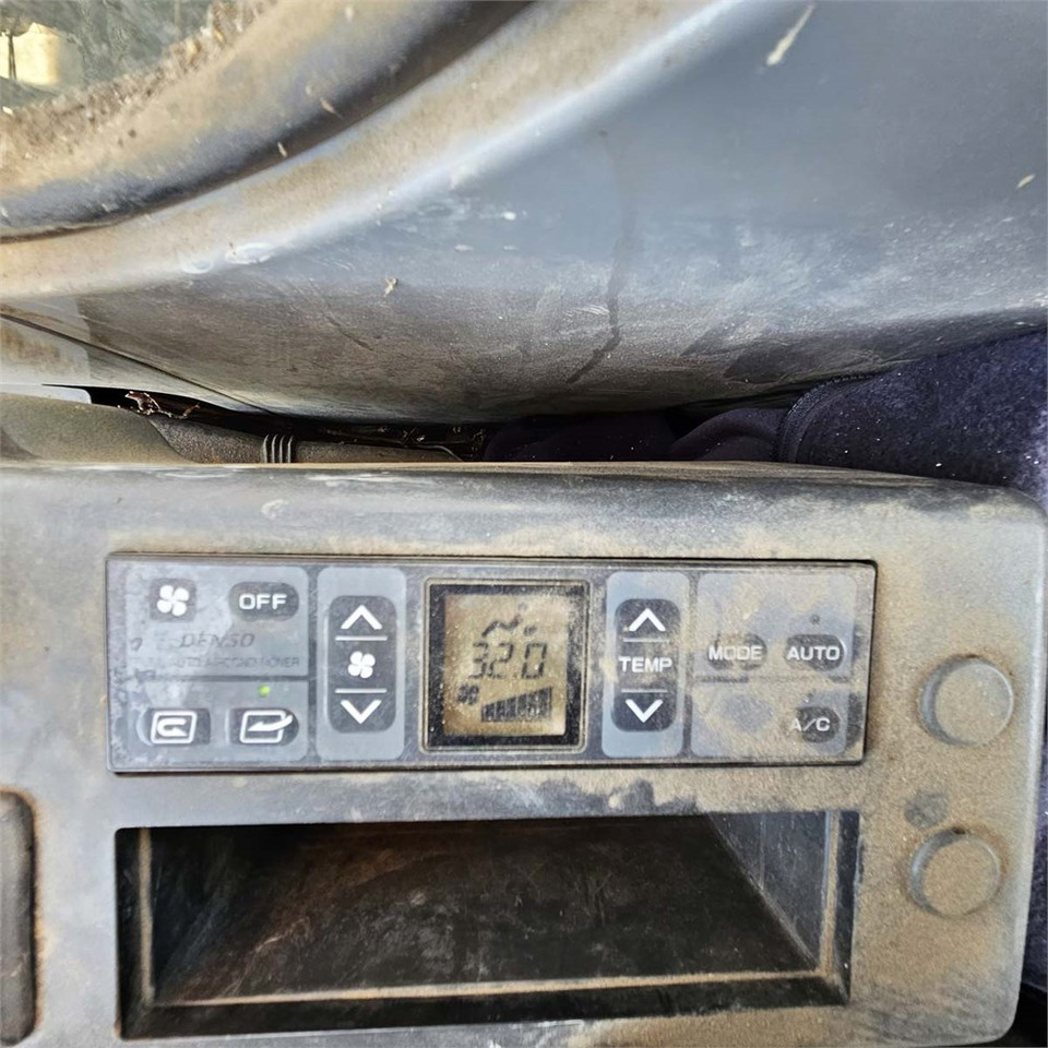 حفارات زحافة Hitachi ZX130 LCN Zaxis: صور 19 حفارات زحافة Hitachi ZX130 LCN Zaxis: صور 19